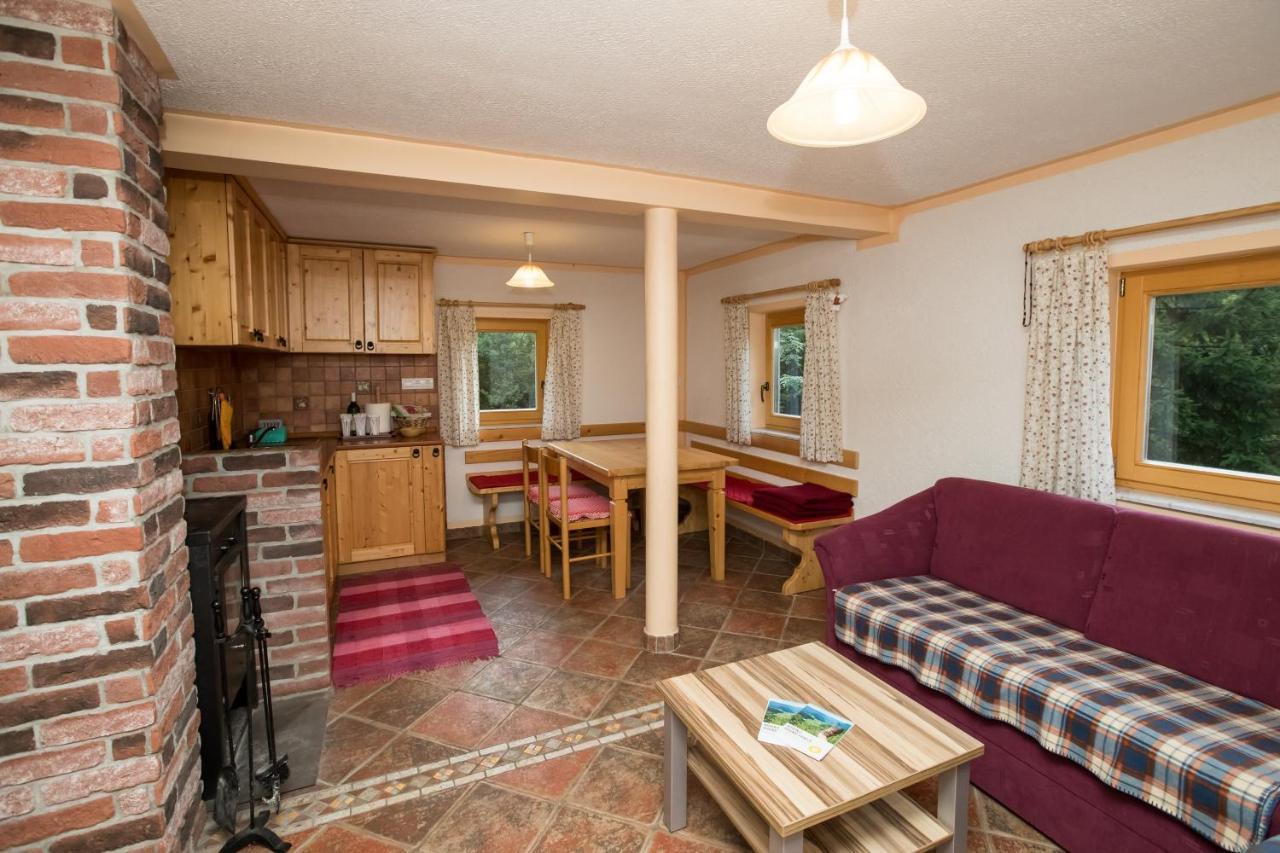 Holiday Home Voje ボーヒニ エクステリア 写真